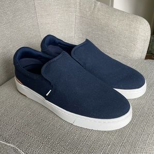 NWOT Mens Toms Travel Lite Shoes